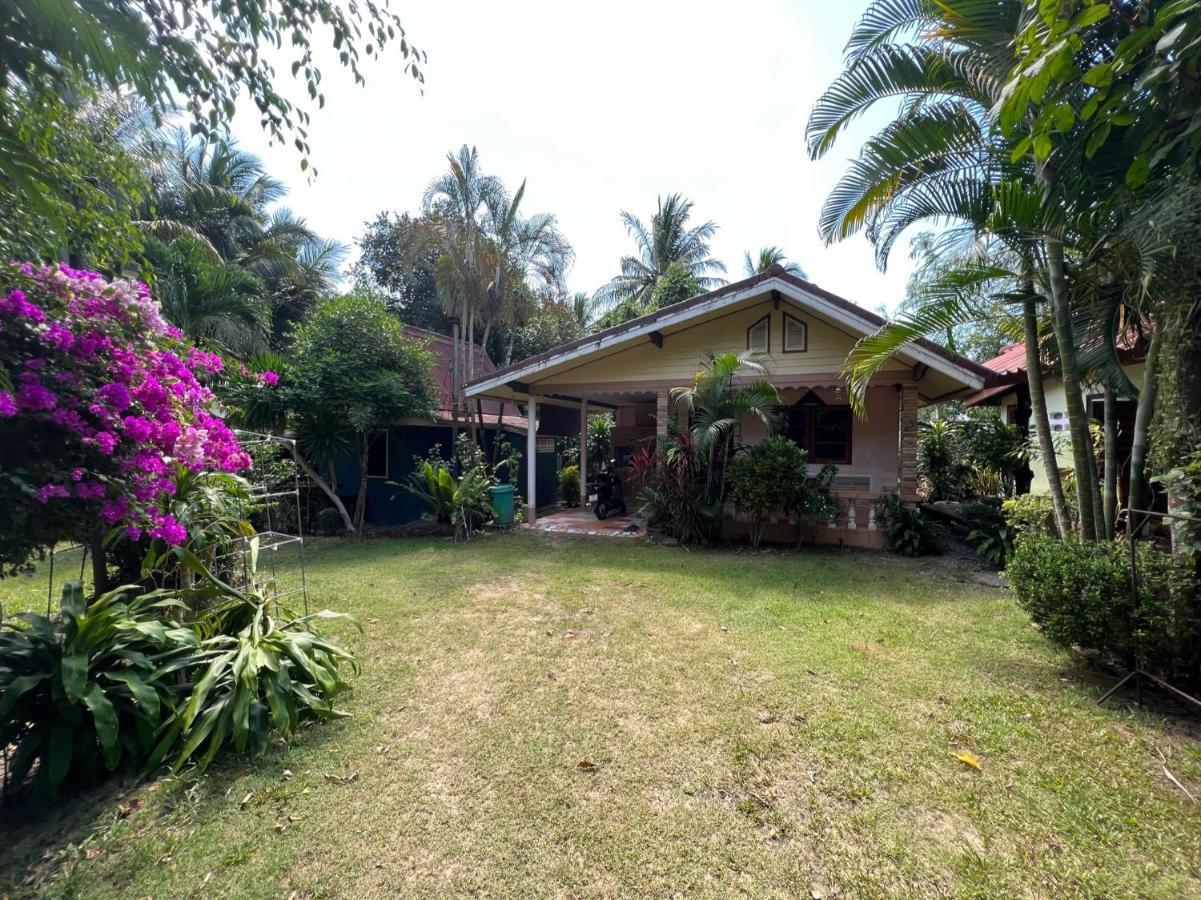Garden Bungalow Resort Thai Mueang Bagian luar foto